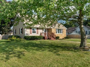1101 S 3rd St, Oregon, IL 61061