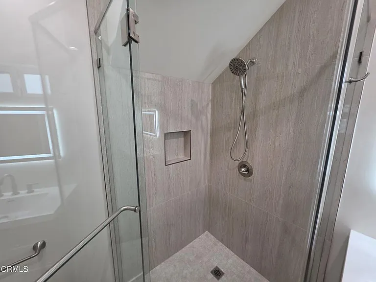 6746 Ben Ave — Photo 20