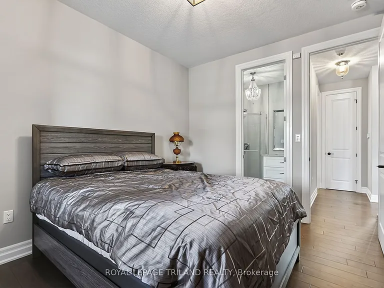 9861 Glendon Dr #218 — Photo 26
