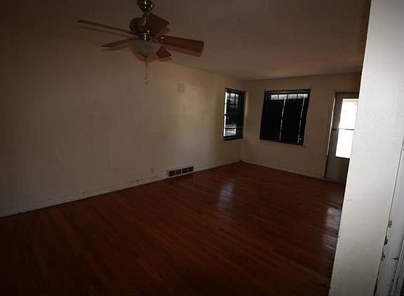 5th image of 5542 Sunbury Ave