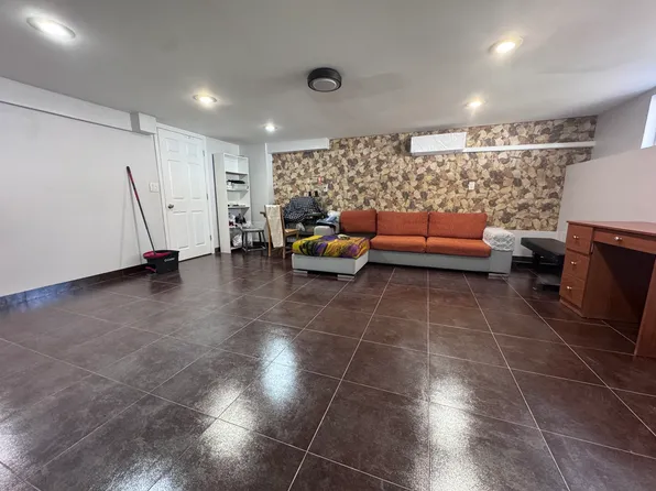 333 Freeborn St Floor 1, Staten Island, NY 10306