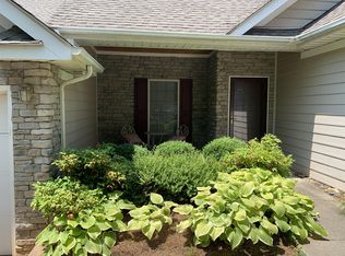873 W Pointe Dr, Asheville, NC 28806