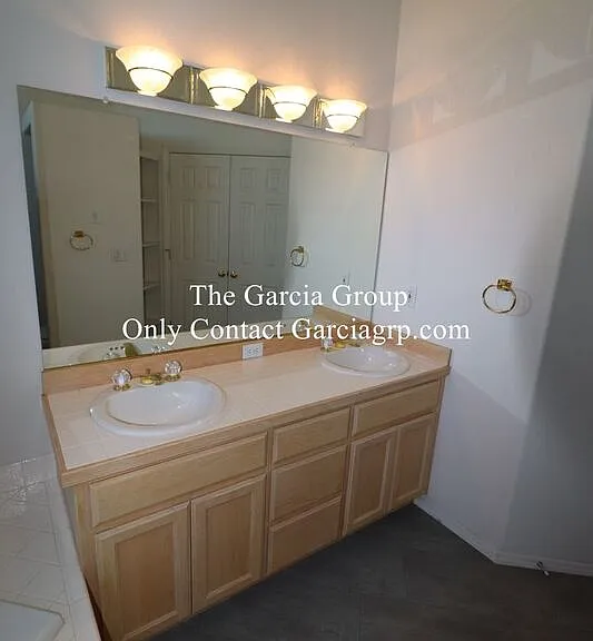 8955 SW Iowa Dr — Photo 40