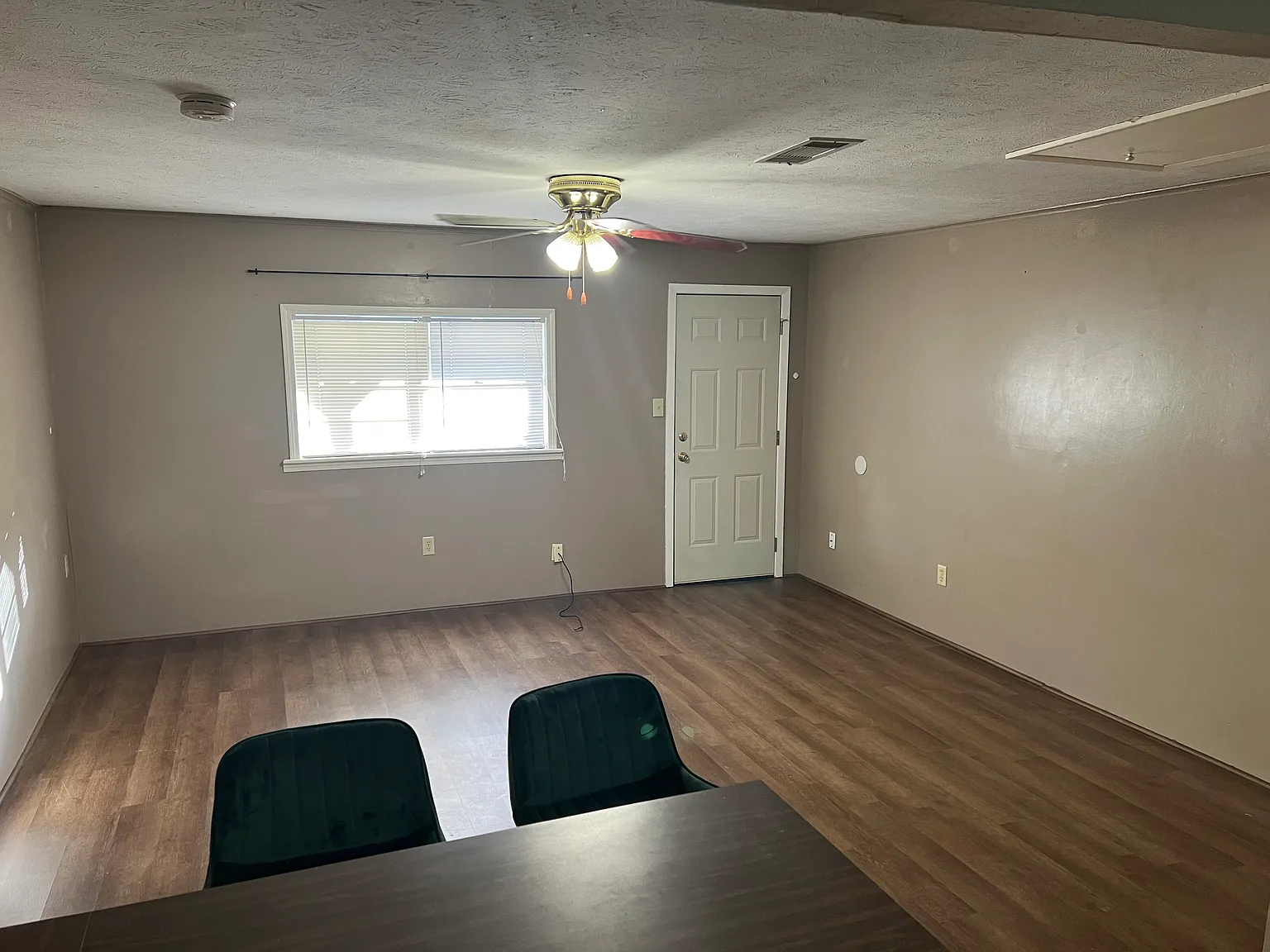 2 bed, $850 — Photo 2