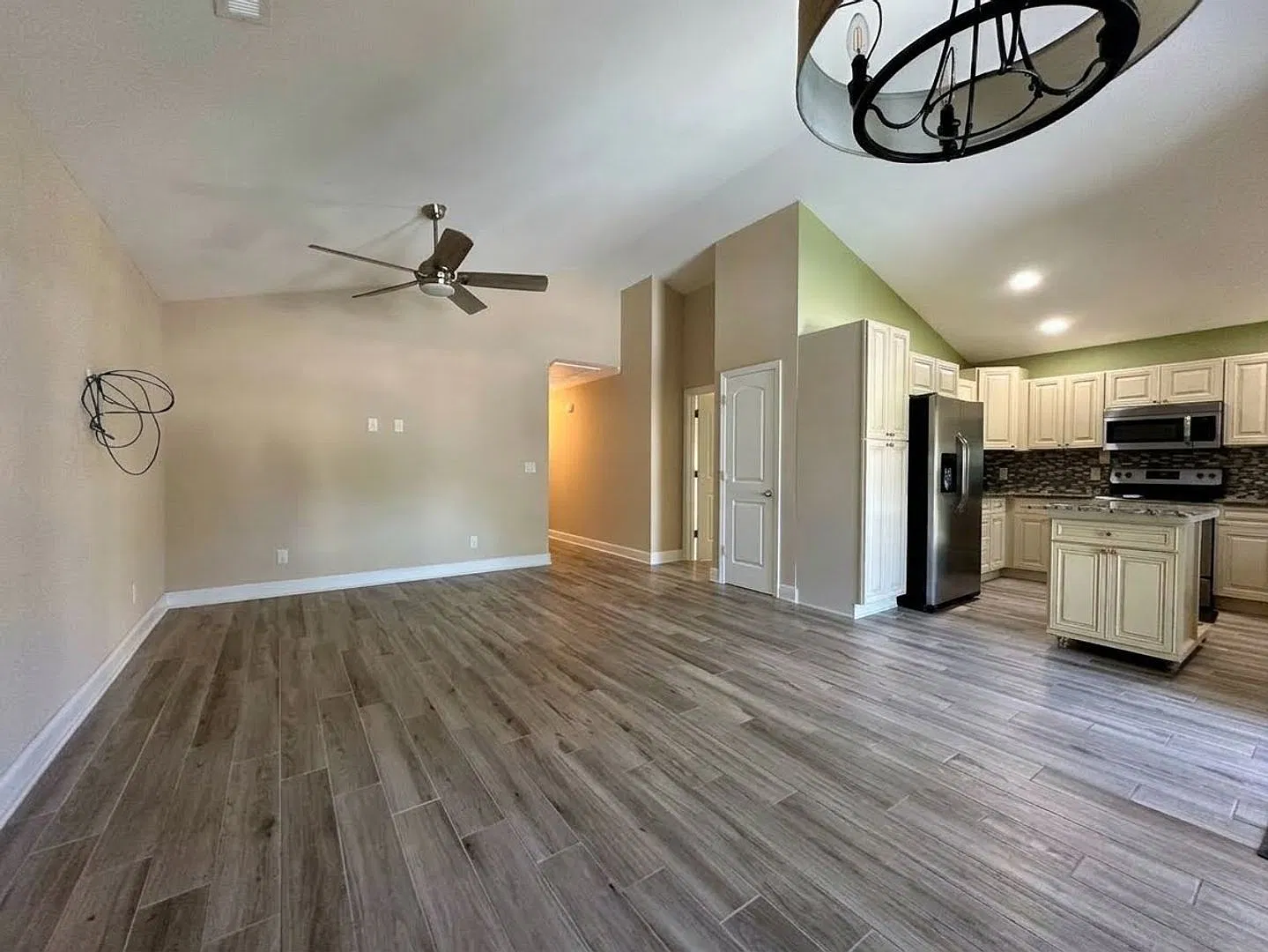 3 bedroom 2 bath Myrtle Beach home in Bent Oak Estates — Photo 3