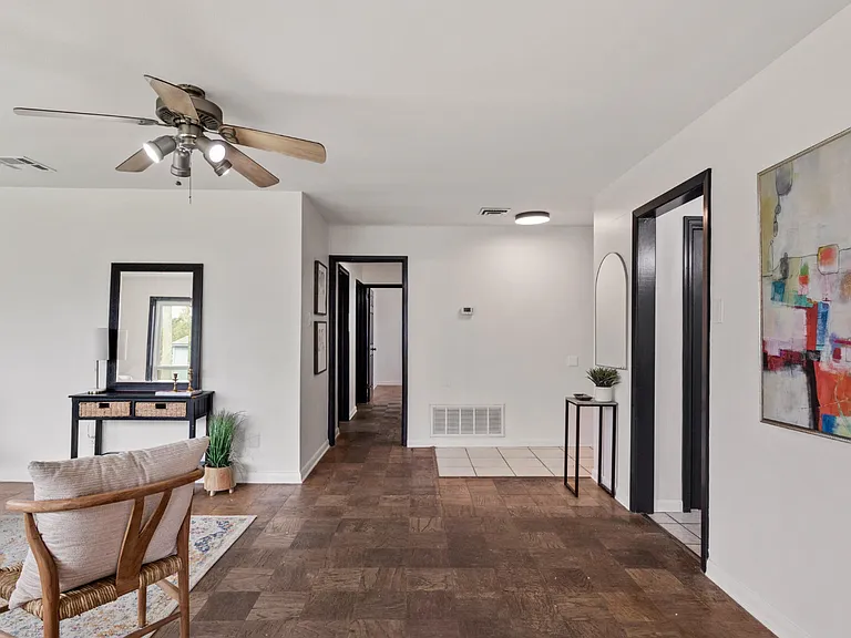 165 Antigua Dr — Photo 7