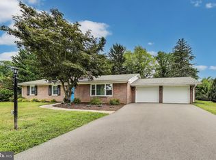 13407 Cherry Tree Cir, Hagerstown, MD 21742