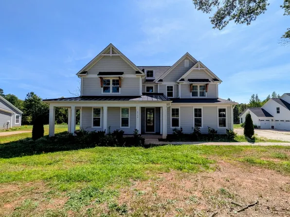 8704 Sherrills Ford Rd #3, Sherrills Ford, NC 28673