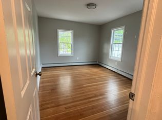 61A Lincoln St, Enfield, CT 06082