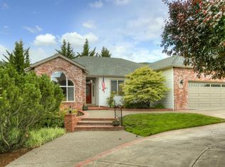 4771 Hillcrest Rd, Medford, OR 97504