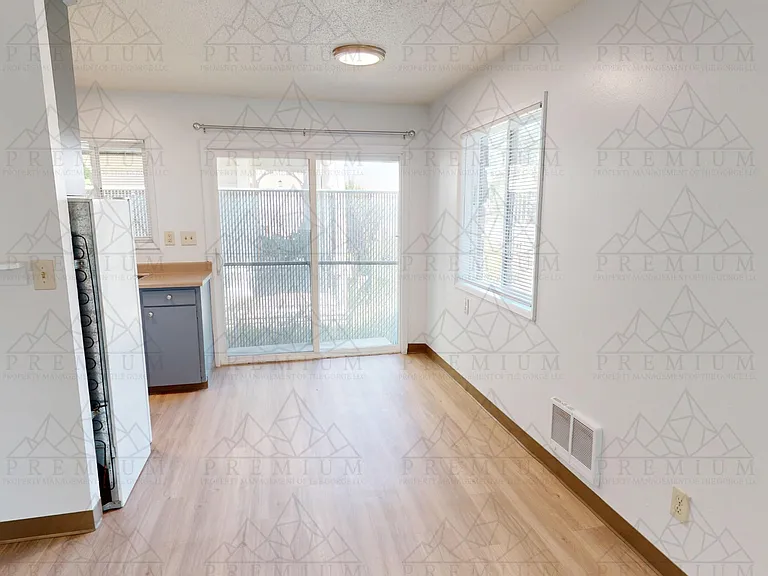 517 Liberty St — Photo 4