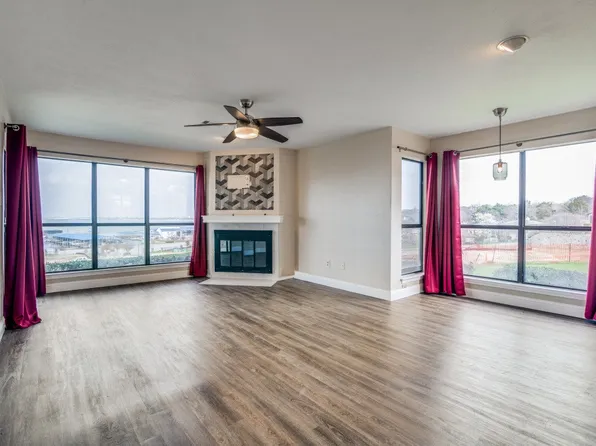 167 Henry M Chandler Dr, Rockwall, TX 75032