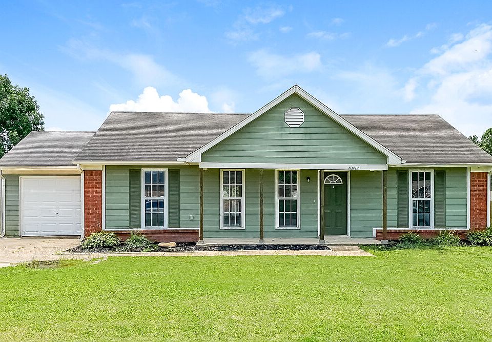 1st image of 10417 Carrington Dr