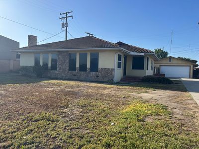 1501 E Bardsley Avenue, Tulare, CA, 93274