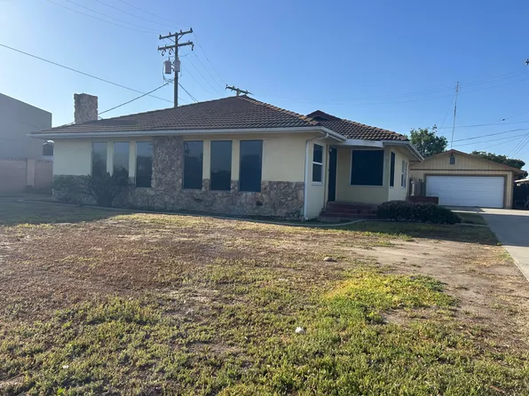 1501 E Bardsley Avenue, Tulare, CA 93274