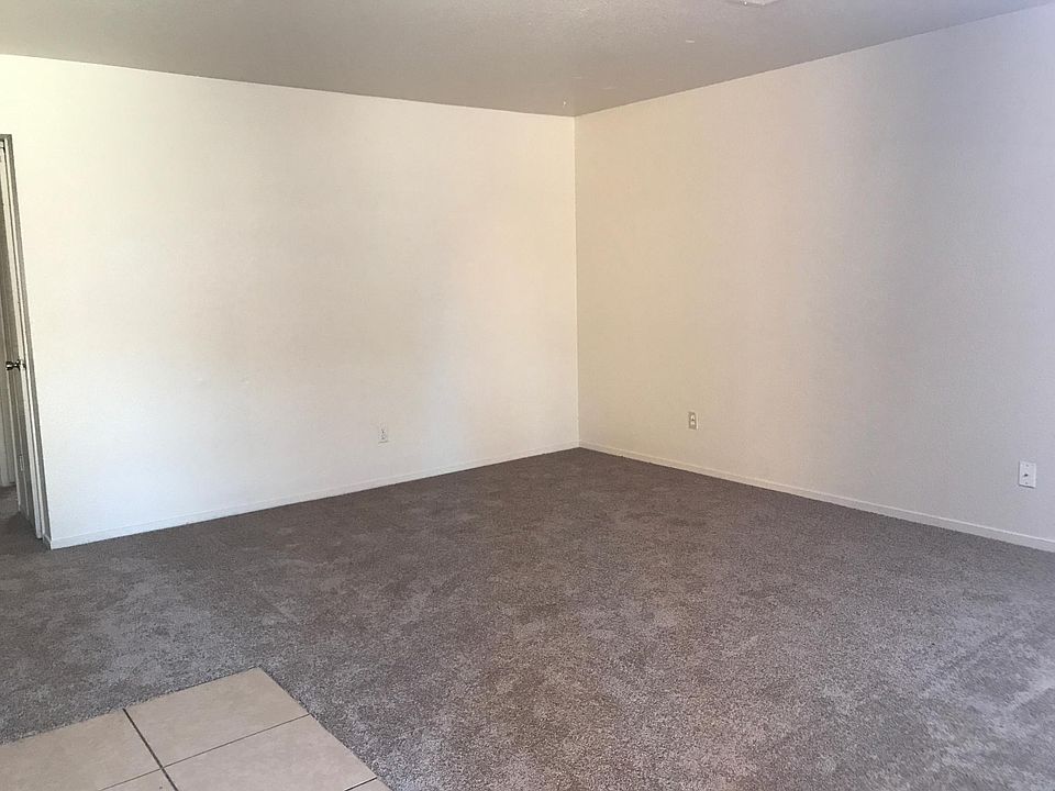 2nd image of 3376 San Mateo Ct
