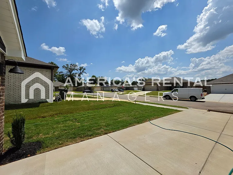 127 Jonboy Ave — Photo 24