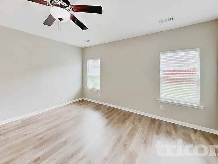 820 Mesa Verde Pl — Photo 9