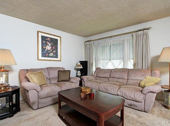 4th image of 10242 Green St