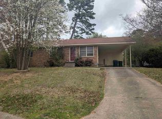 8 Markwood Dr, Little Rock, AR 72205