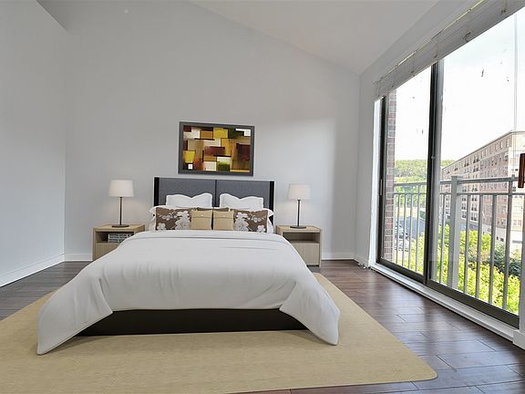 2nd image of 24 Avenue At Port Imperial #410