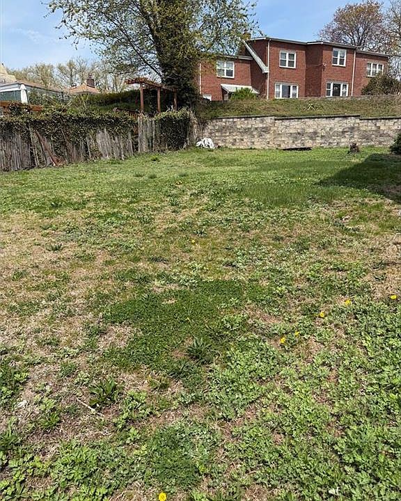 1st image of 603 W Fingerboard Rd