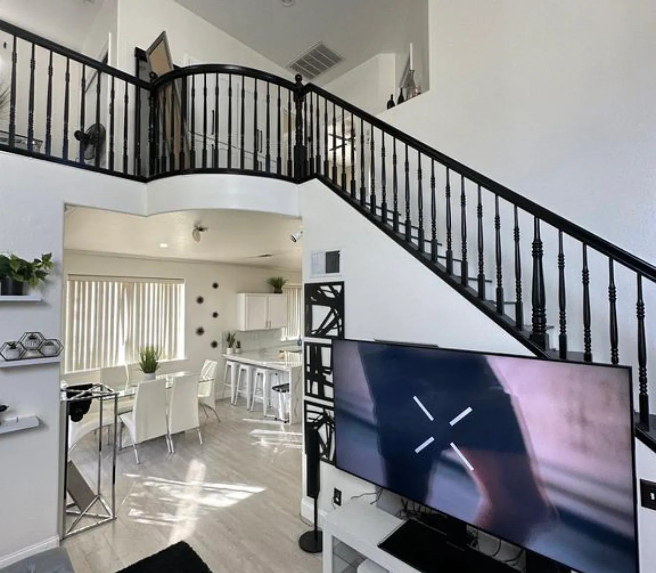 3 bed, 1750 sqft, $3,000 — Photo 1