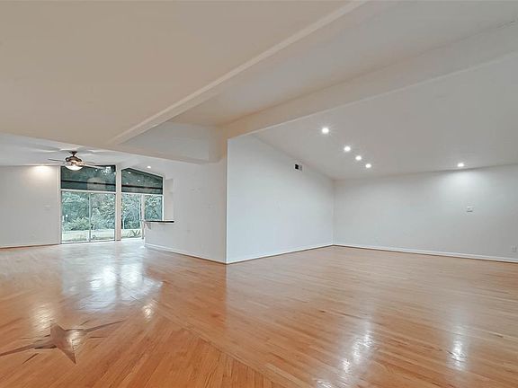 Open floorplan with lots of possibilities.