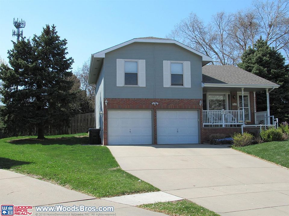 1st image of 2700 Shelley Cir