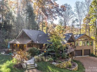 15 Oak Hill Ln, Fairview, NC 28730