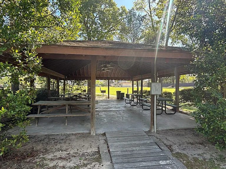 119 April Waters Dr W — Photo 30