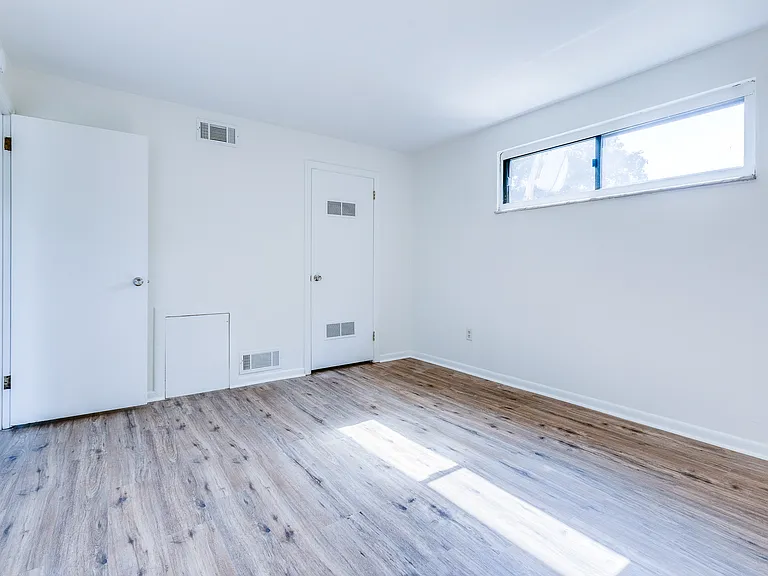 160 Glenn St #306 — Photo 15