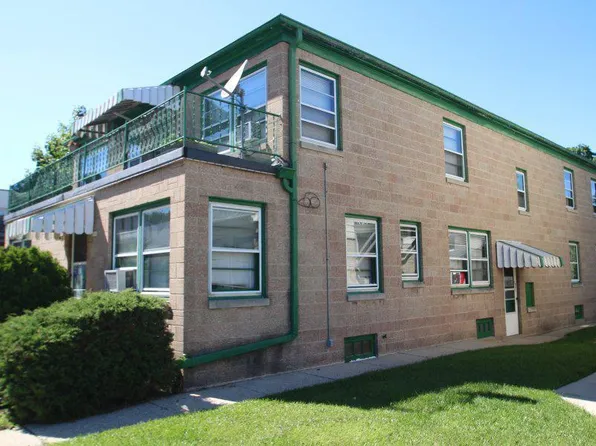 8008 W Becher St APT 7, Milwaukee, WI 53219