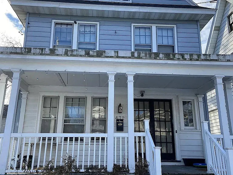 432 Morris St — Photo 14