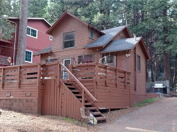 910 Fern Dr, Crestline, CA 92325