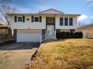 3626 N Meadowlark Dr, Decatur, IL 62526