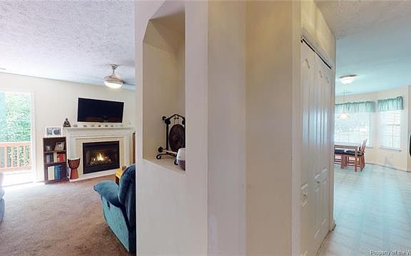4th image of 5585 Scotts Pond Dr