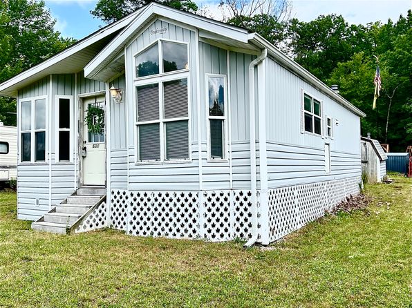 601 Sandbank Rd, Du Bois, PA 15801