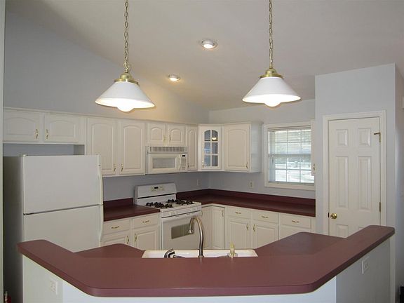 5th image of 4312 Field Gate Dr E