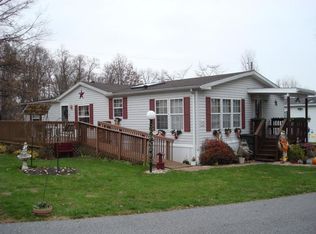 70 Rainbow Cir, Elizabethtown, PA 17022