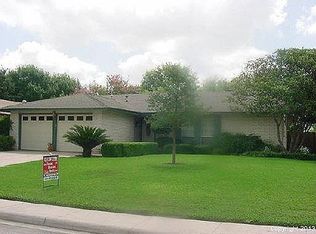 8306 Babe Ruth St, San Antonio, TX 78240