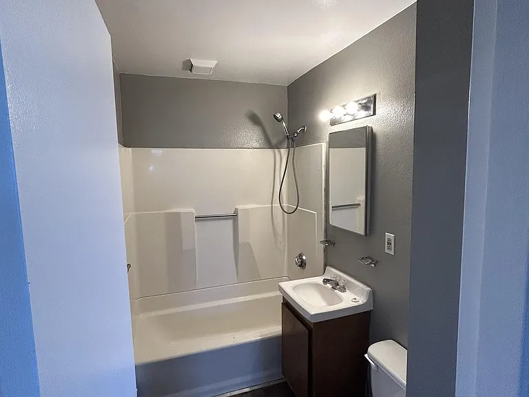 26A Edgemont Dr — Photo 7
