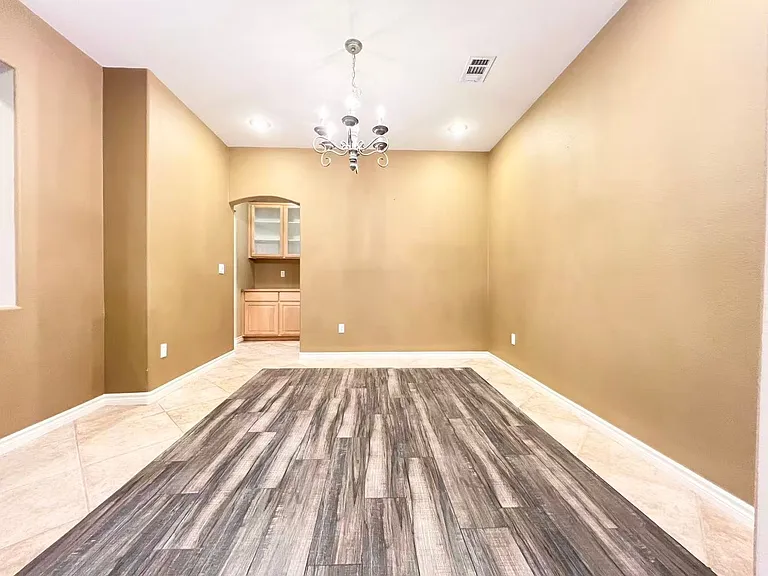 674 Fynn Valley Dr — Photo 11