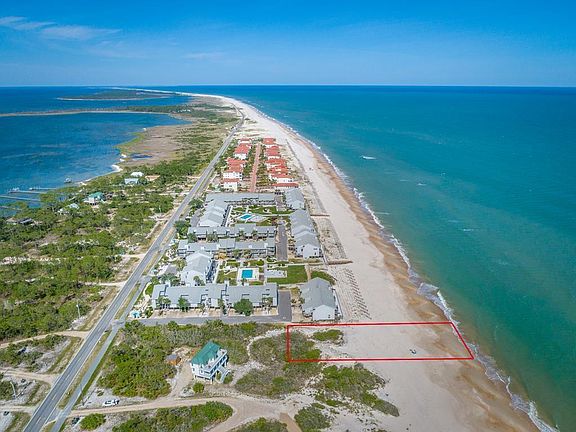 3rd image of 1752 E Gulf Beach Dr