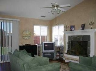 10095 Silverado Ct, Santee, CA 92071