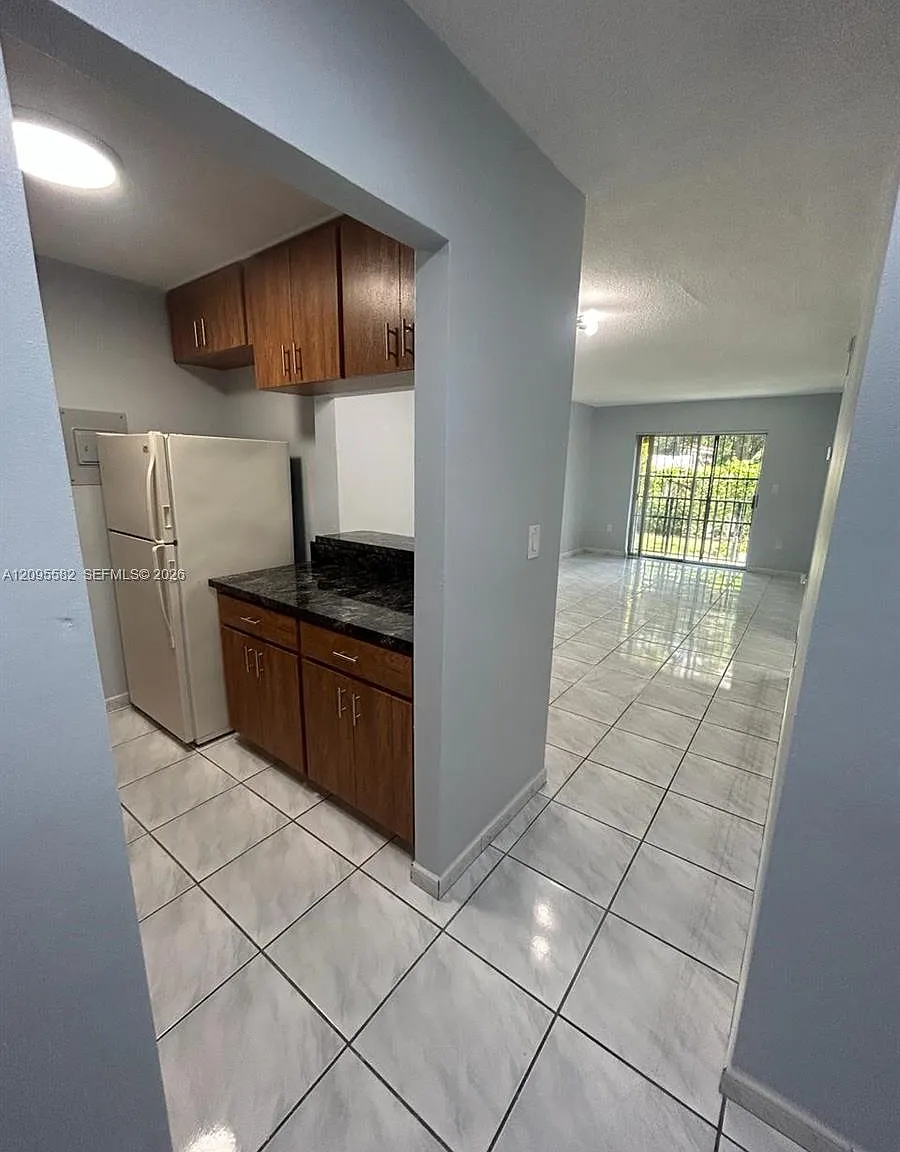 Villa Del Sol Condo — Photo 2