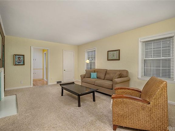 3rd image of 3008 Hillside Ave