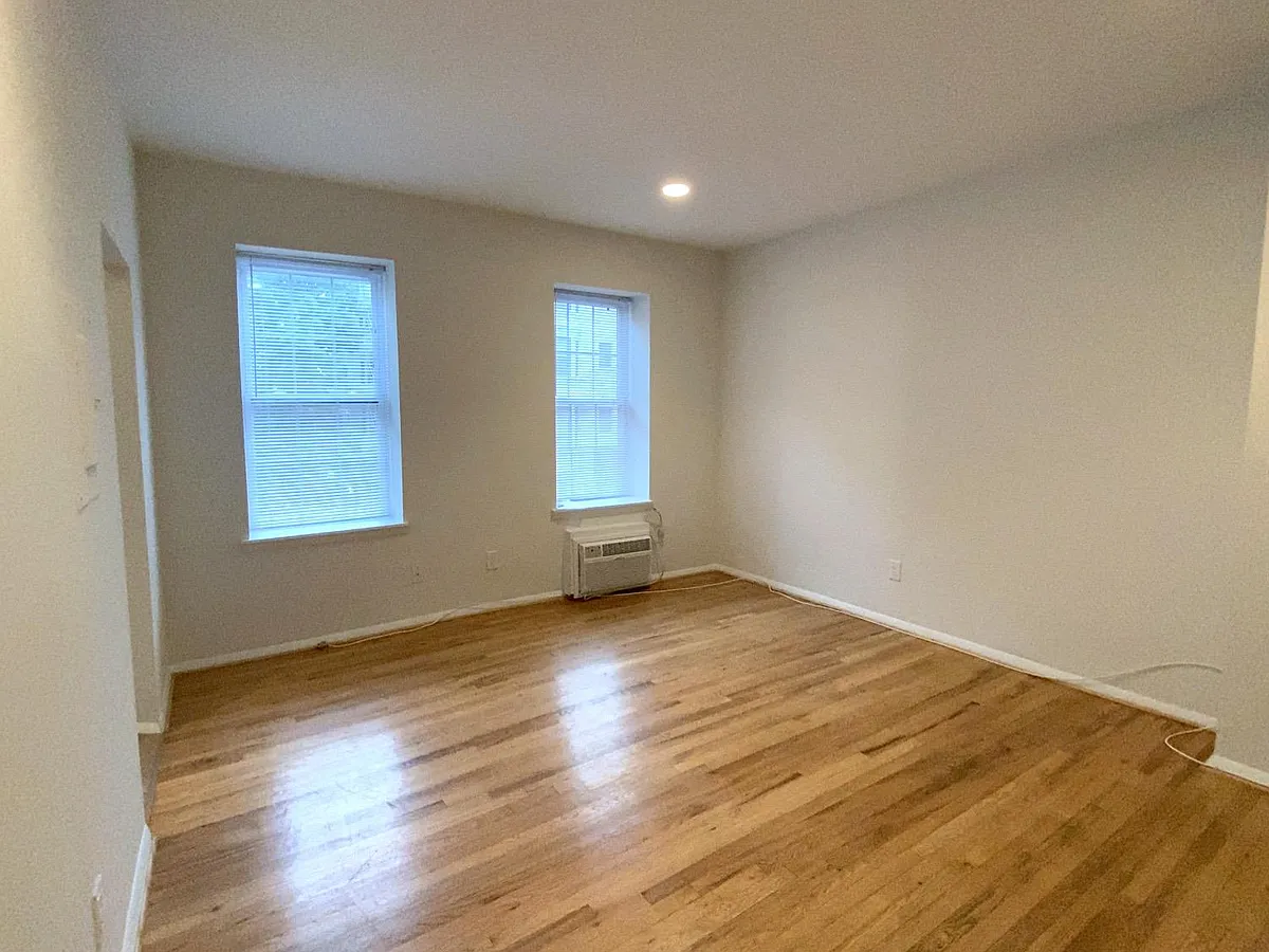 Building Photo - 2714 Quarry Rd NW #102