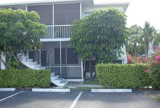 1st image of 1125 SE 14th Pl APT 21D