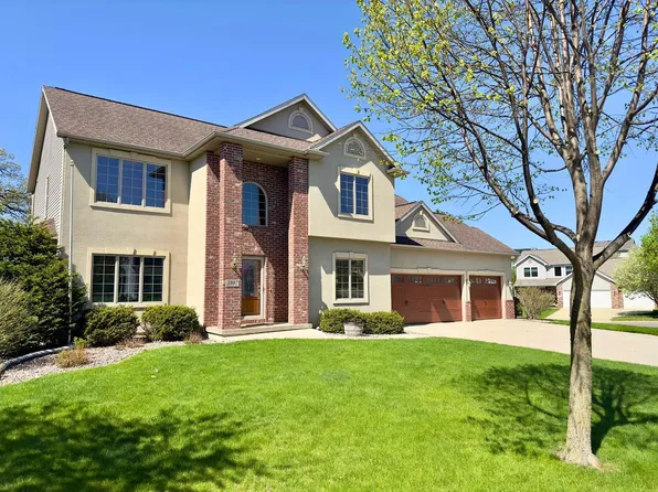 5997 Oak Hollow Drive, Mcfarland, WI 53558